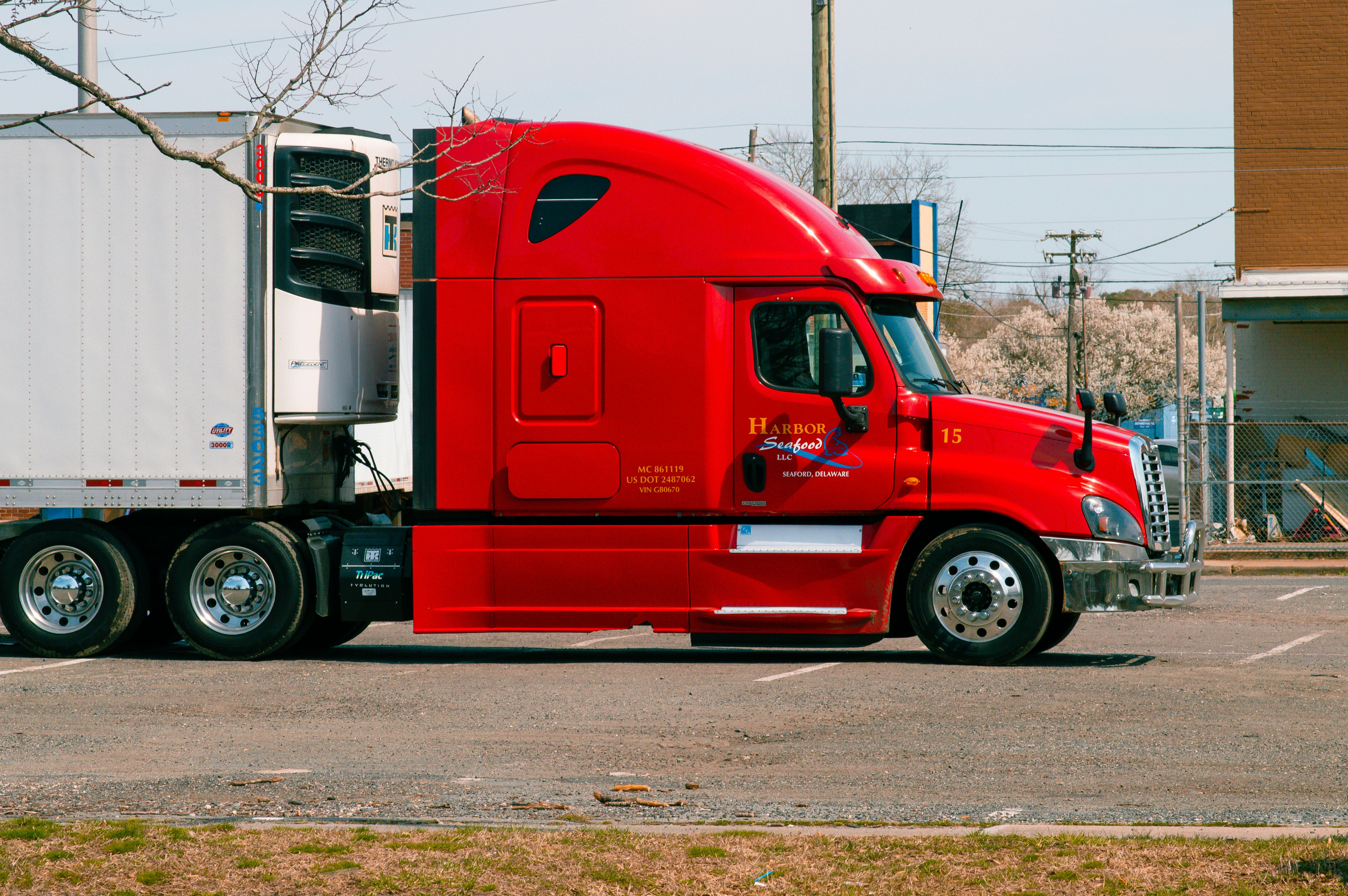 Ohio’s Go-To for Heavy-Duty Truck Parts, New & Used Trucks & Expert Fleet Support