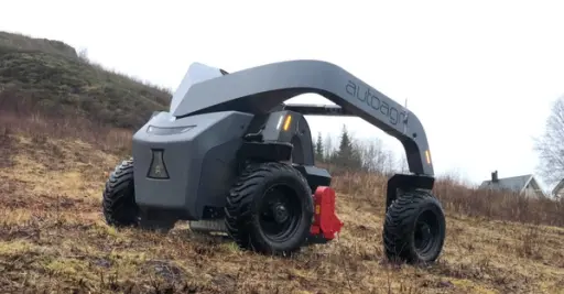 LIGHTWEIGHT TRACTOR: The self-driving IC SERIES tractors from AutoAgri can work around the clock. They are also lighter in weight, so they do not compact the soil as much as conventional tractors.