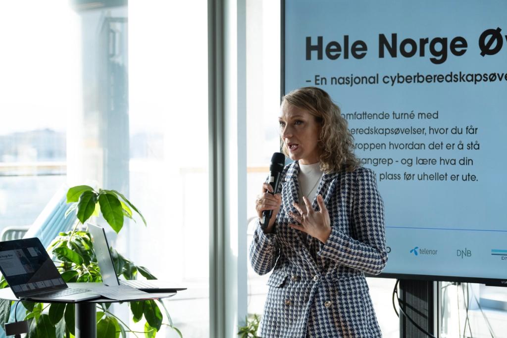 Digitaliseringsminister Karianne Tung under lanseringen av Hele Norge Øver i 2024.