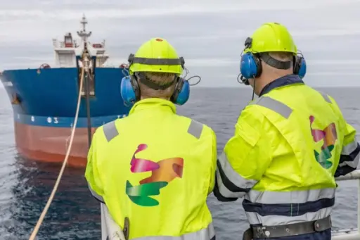 Nye samarbeidsformer. Digitaliseringen muliggjorde overgangen til en ytelsesbasert forretningsmodell der styring av usikkerhet i større grad flyttes over på ekspertisen hos leverandørene, og dermed øker forutsigbarheten for kunden.