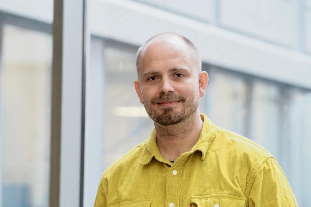 – GDPR ble for eksempel skrevet før KI-agenter, mens KI-forordningen skrives mens utviklingen raser avgårde, sier Trygve Karper, gründer av KI-selskapet Riff. (Foto: Privat)