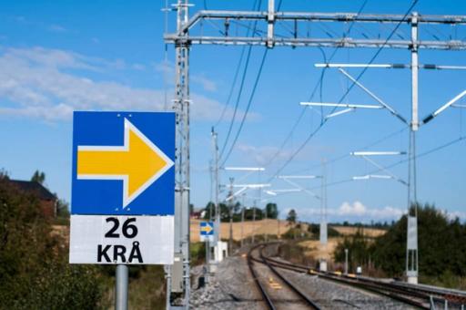 TESTSTREKNING: Et ERTMS-skilt på erfaringsstrekningen på Østre linje, som har hatt ERTMS i drift siden 2015. Foto: Liv Tone Otterholt / Bane NOR