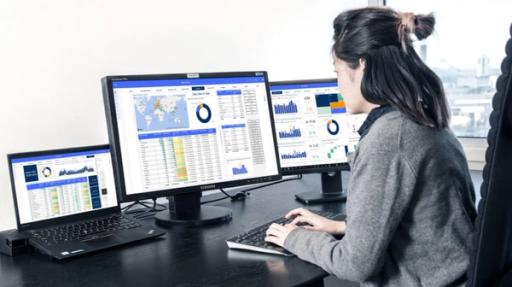 Programvare som lukter fisk. – De som ikke bruker Maritech bruker enten post-it-lapper eller Excel-ark, for å sette det på spissen. Vi har fordelen av å utvikle tjenester på toppen av en fremoverlent norsk sjømatindustri, sier Janne Morstøl.