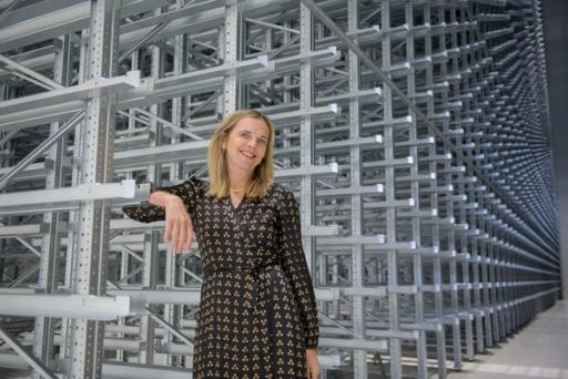 Arkivverkets høyteknologiske fjellanlegg i Mo i Rana er så stort at Nidarosdommen kunne fått plass inne i det. Magasinene gir plass til hele 110 000 hyllemeter med fysisk arkivmateriale – men består også av et høyteknologisk, digitalt sikringsmagasin (Foto: Arkivverket/Vegard Breie)