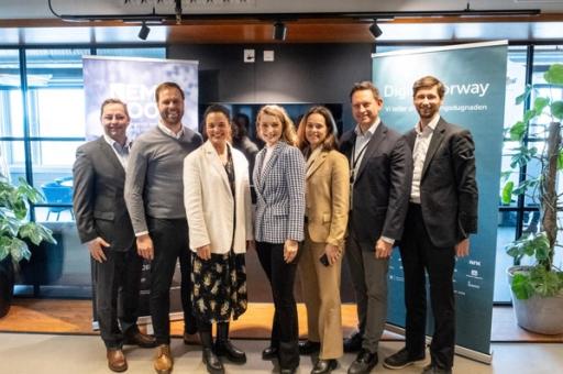 Fra venstre: Håvard Grindheim (DNV), Erlend Andreas Gjære (Secure Practice), Liv Dingsør (Digital Norway), Karianne Tung (digitaliserings- og forvaltningsminister), Liv Astri Hovem (DNV), Vegard Einan (NHO Viken Oslo) og Rasmus Figenschou (DNB).