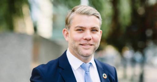 Kim Gabrielli er administrerende direktør for UN Global Compact Norge, og er opptatt av at næringslivet ser på omstillingen til bærekraftig drift som en mulighet – og ikke bare en utfordring. Foto: Moment Studio / UN Global Compact Norge