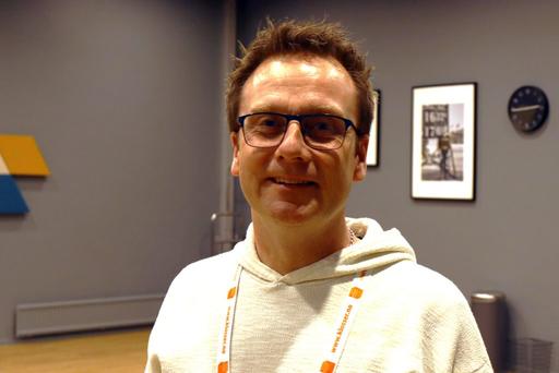 Morten Flobakk, molekylærbiolog i BioBank, forteller om stort potensial i å bruke kunstig intelligens for å analysere grisens kromosom.