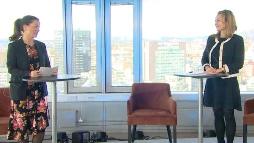 Daglig leder Liv Dingsør i DigitalNorway og statsråd Linda Hofstad Helleland.