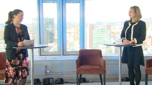 Daglig leder Liv Dingsør i DigitalNorway og statsråd Linda Hofstad Helleland.