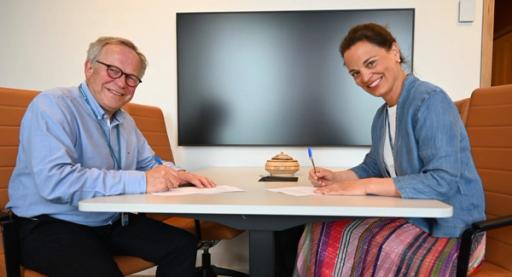 INNGÅR SAMARBEID: Direktør Lars Peder Brekk i Brønnøysundregistrene og Liv Dingsør, leder i DigitalNorway.