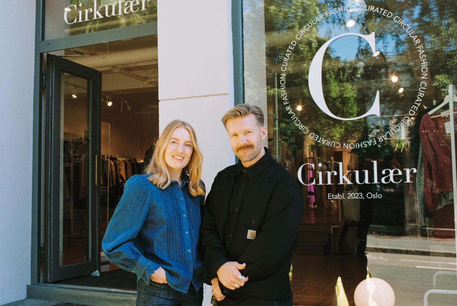 Einar Michaelsen og Camilla Novik Woje  startet bruktbutikkjeden Cirkulær. Erfaringene derfra ble utgangspunktet for teknologiselskapet Circular, der Einar er daglig leder og Camilla er styreleder. (Foto: Selma Haaland)