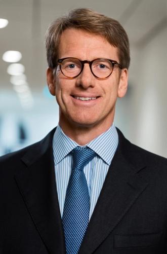 Birger Steen har bakgrunn fra toppjobber rundt hele verden – men har fortsatt en fot solid plantet i norsk næringsliv.