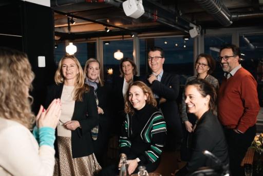 Fra venstre bakerst: Lena Nymo Helli, Eli Haugerud, Lene Merethe Liodden, Stig Marthinsen, Elisabeth Svanholm Meyer, Eirik Andreassen, Monika Sandnesmo og Liv Dingsør. 