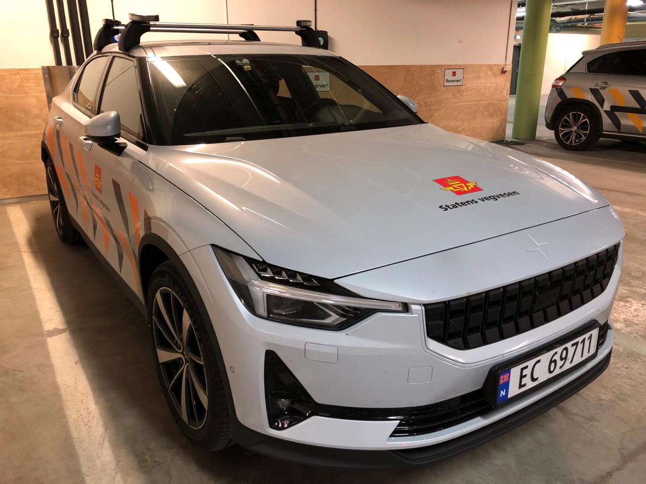Datainnhentingen fra Vegvesenets 165 Polestar-biler er en del av etatens satsing på effektiv bruk av ny teknologi. Foto: Statens vegvesen
