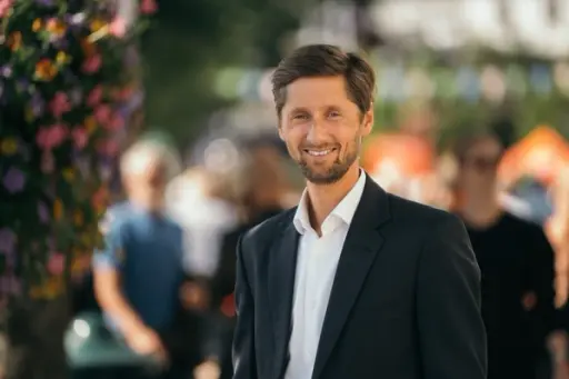 Direktør i bedriftsmarkedet i DNB, Rasmus Figenschou. (Foto: DNB)
