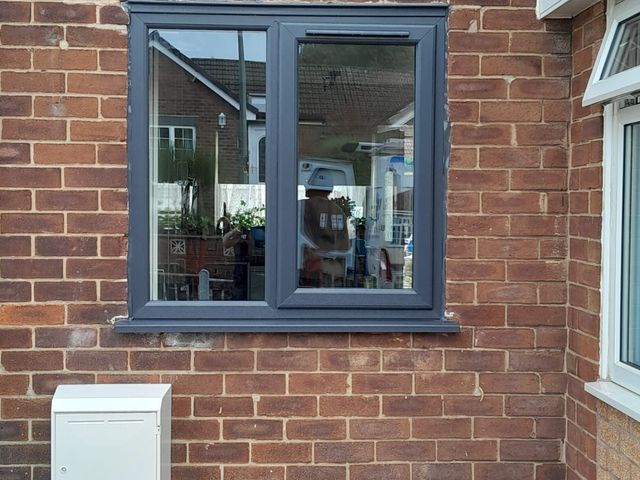 Anthracite Grey window 1150x1140