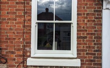 Timber soft wood vertical slider 945x1020