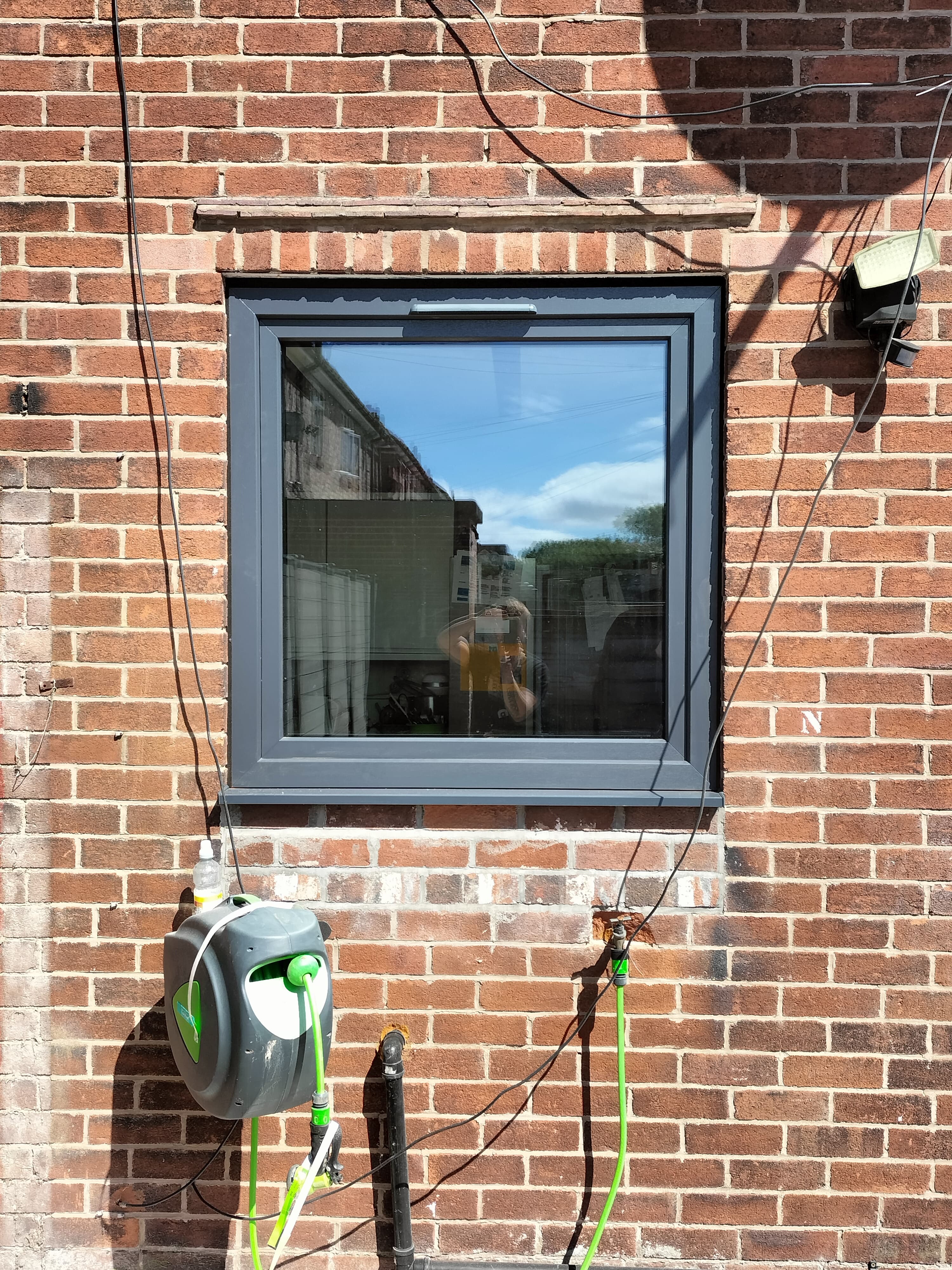 Anthracite grey window 1100x1100