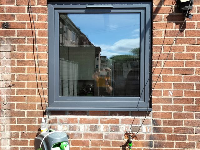 Anthracite grey window 1100x1100