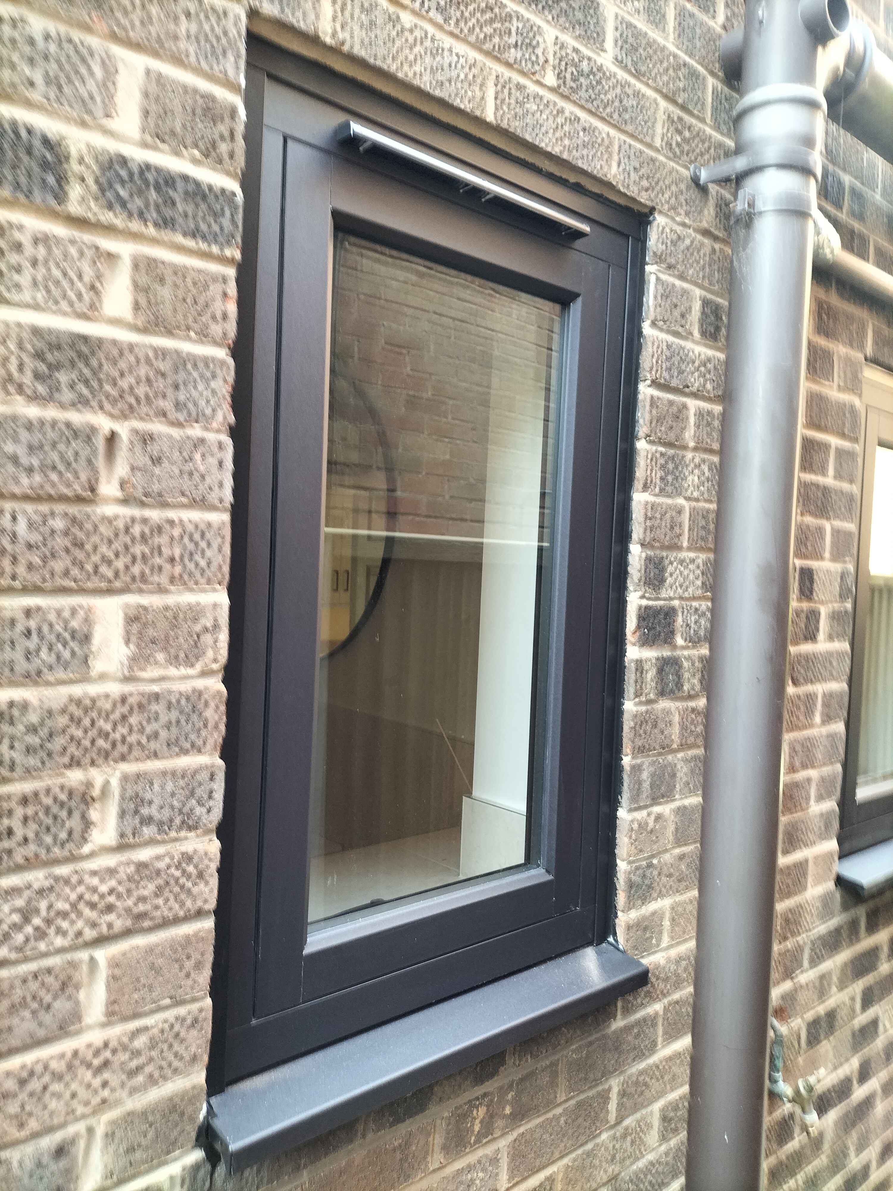 HVY FLUSH SMOOTH Anthracite Grey 620x1040