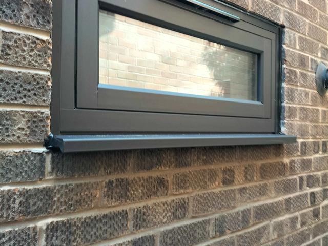 HVY FLUSH SMOOTH Anthracite Grey 980x430