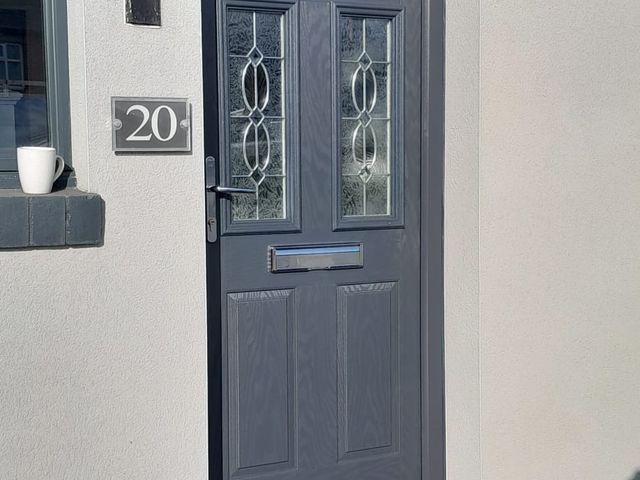 Composite entrance door 880x2070