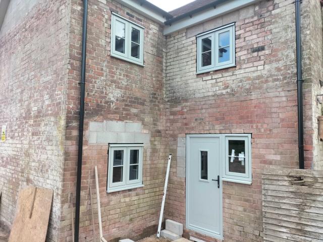 Residence 9 Casement 895x890