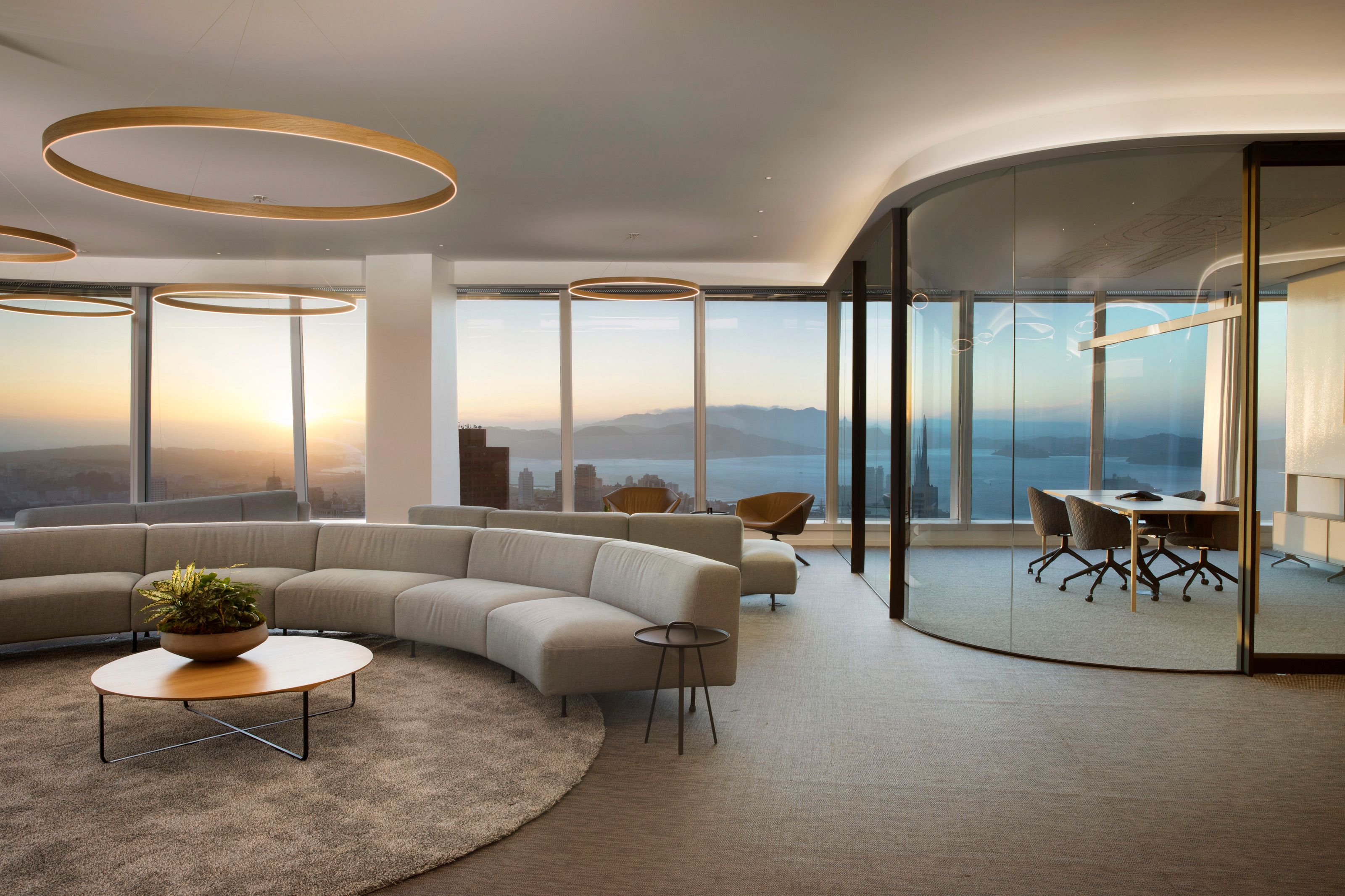 Salesforce Tower Office Space