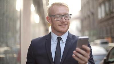 Desafios e Oportunidades da IA Geral: Uma Janela para a Era da Abundância