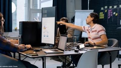 Como a Transformação Artificial Molda Novos Modelos de Sucesso