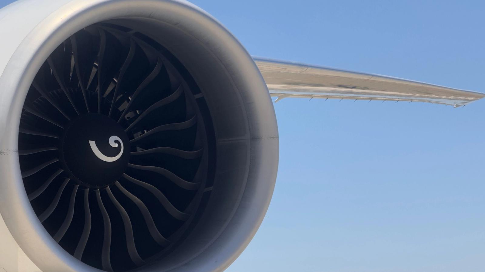 Carbon fiber composite reaches 437°C with nanotube scaffold, clears void threshold
