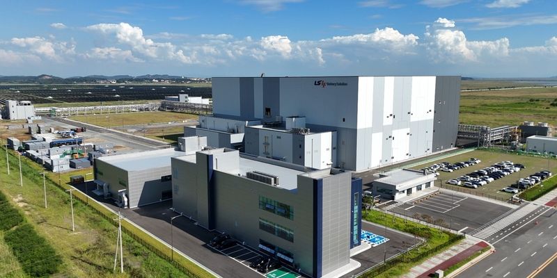 Korean battery firms race to secure non-Chinese suppliers