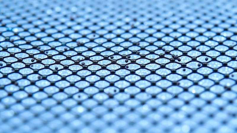 Dopamine-glued graphene oxide membranes achieve 99% pure hydrogen