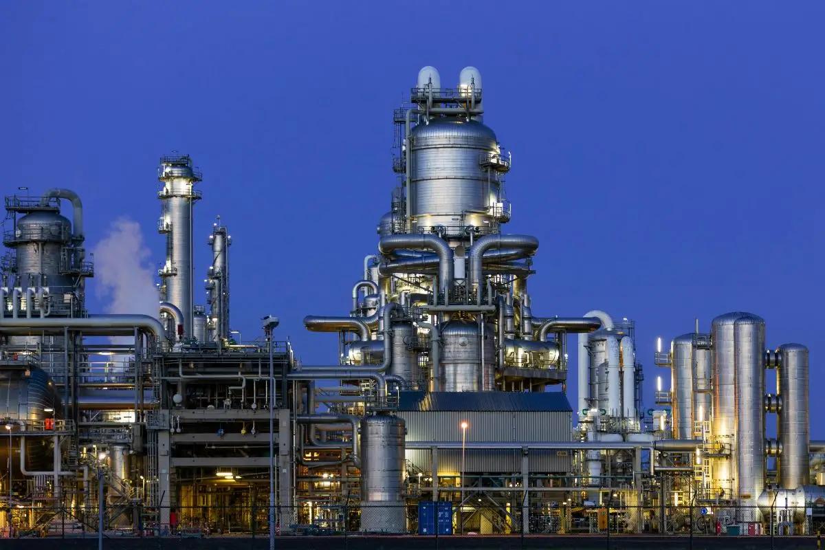 Graphene supercapacitor industries: who benefits most from storage?