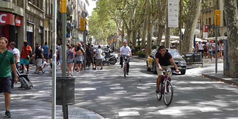 Barcelona plans to turn a street into a climate laboratory by 2027 using asphalt