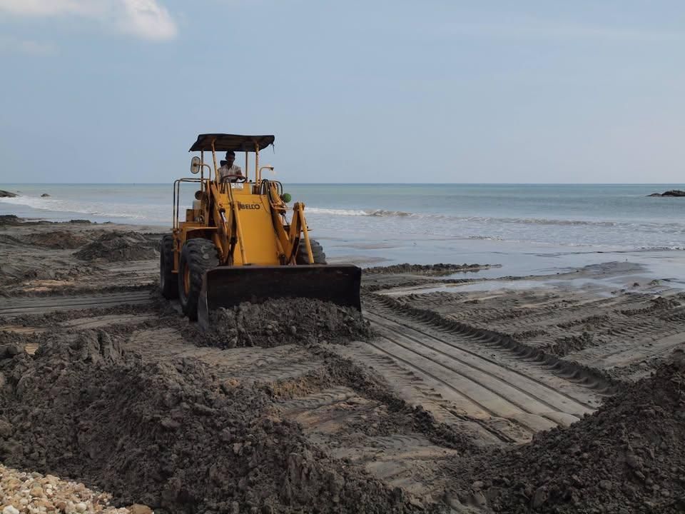 Does the new mineral policy address industry concerns?