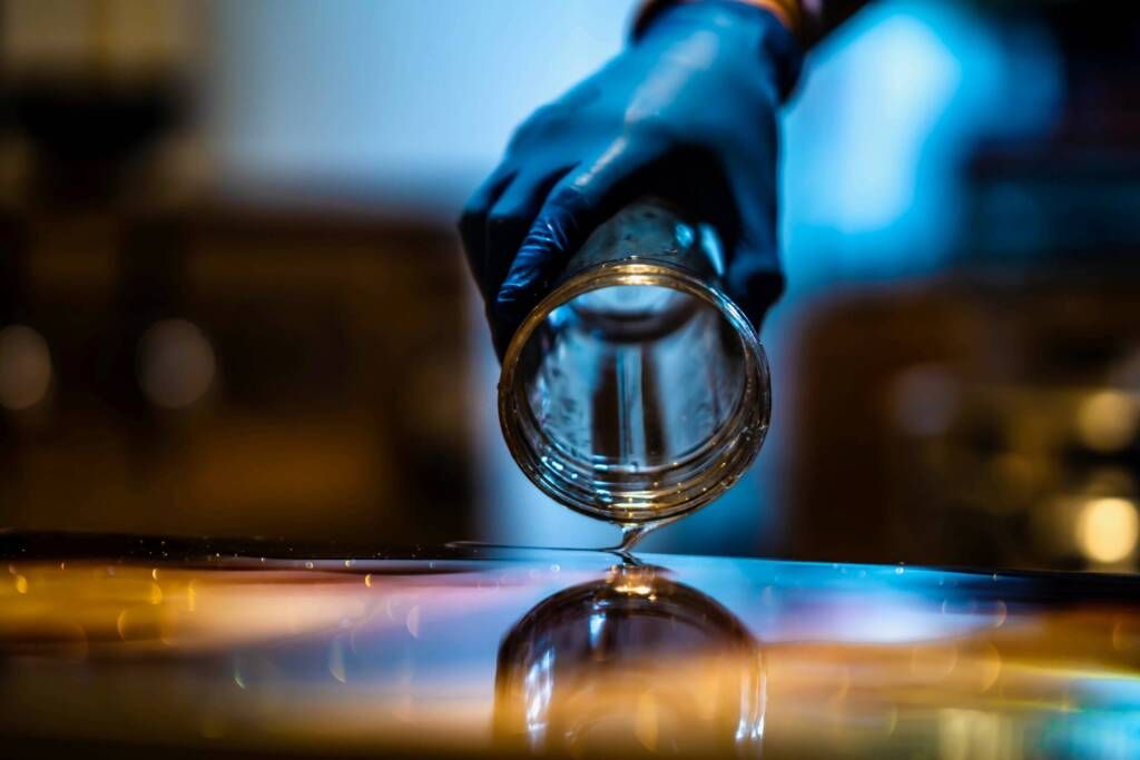 Rigid-flexible interface boosts carbon fiber/epoxy performance