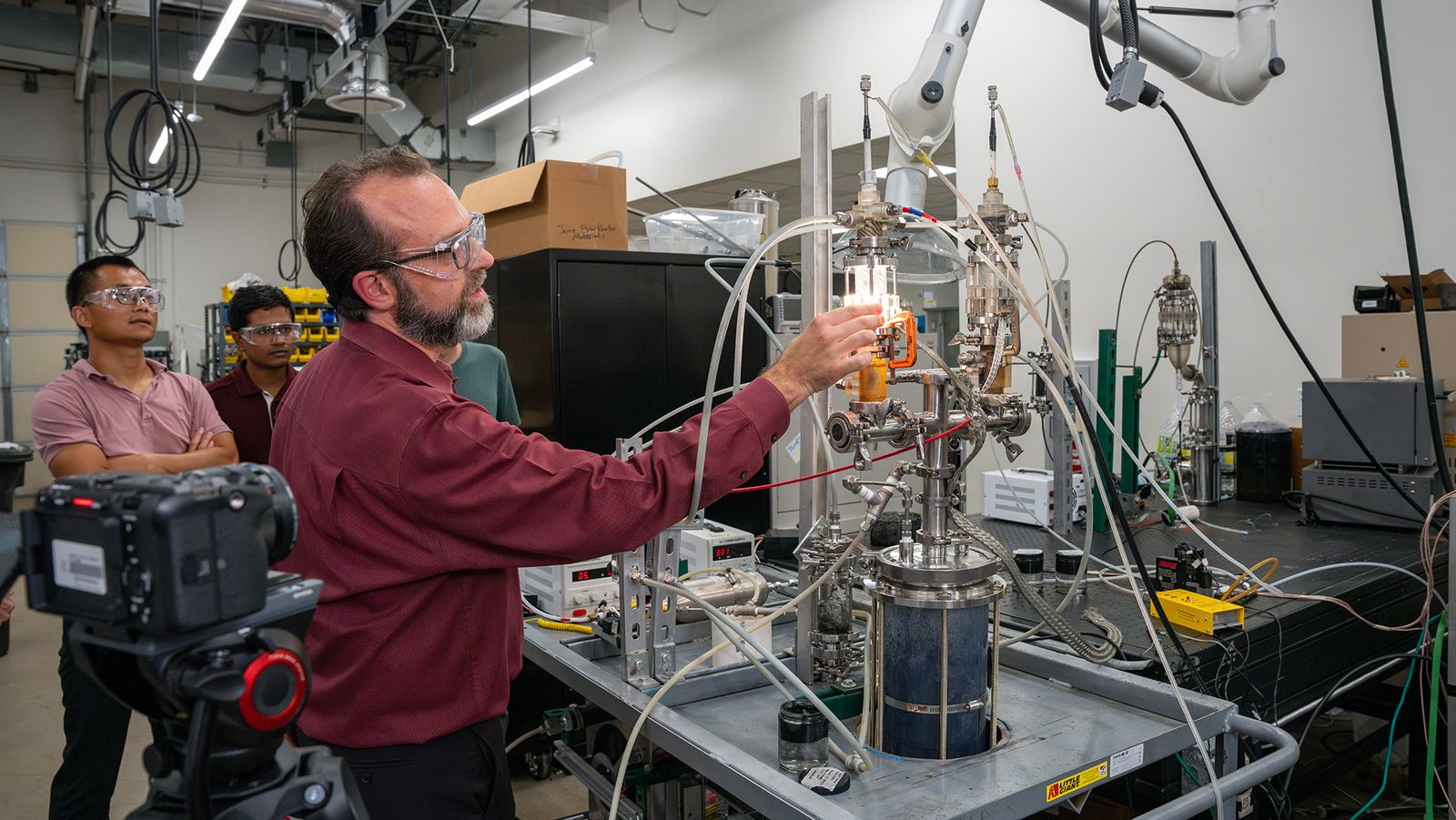 Unexpected discovery leads to new graphene oxide production method