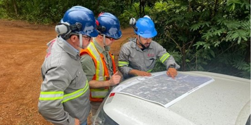 100% drilling success yields high-grade graphite intercepts in maiden program