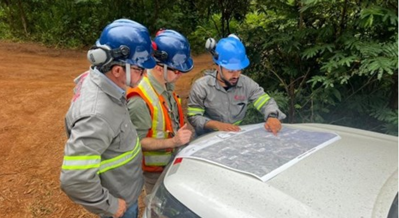 100% drilling success yields high-grade graphite intercepts in maiden program