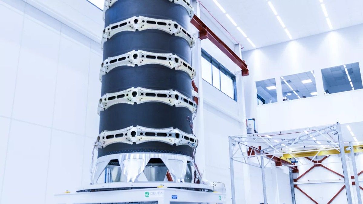 Beyond Gravity doubles CFRP satellite dispenser output in Sweden