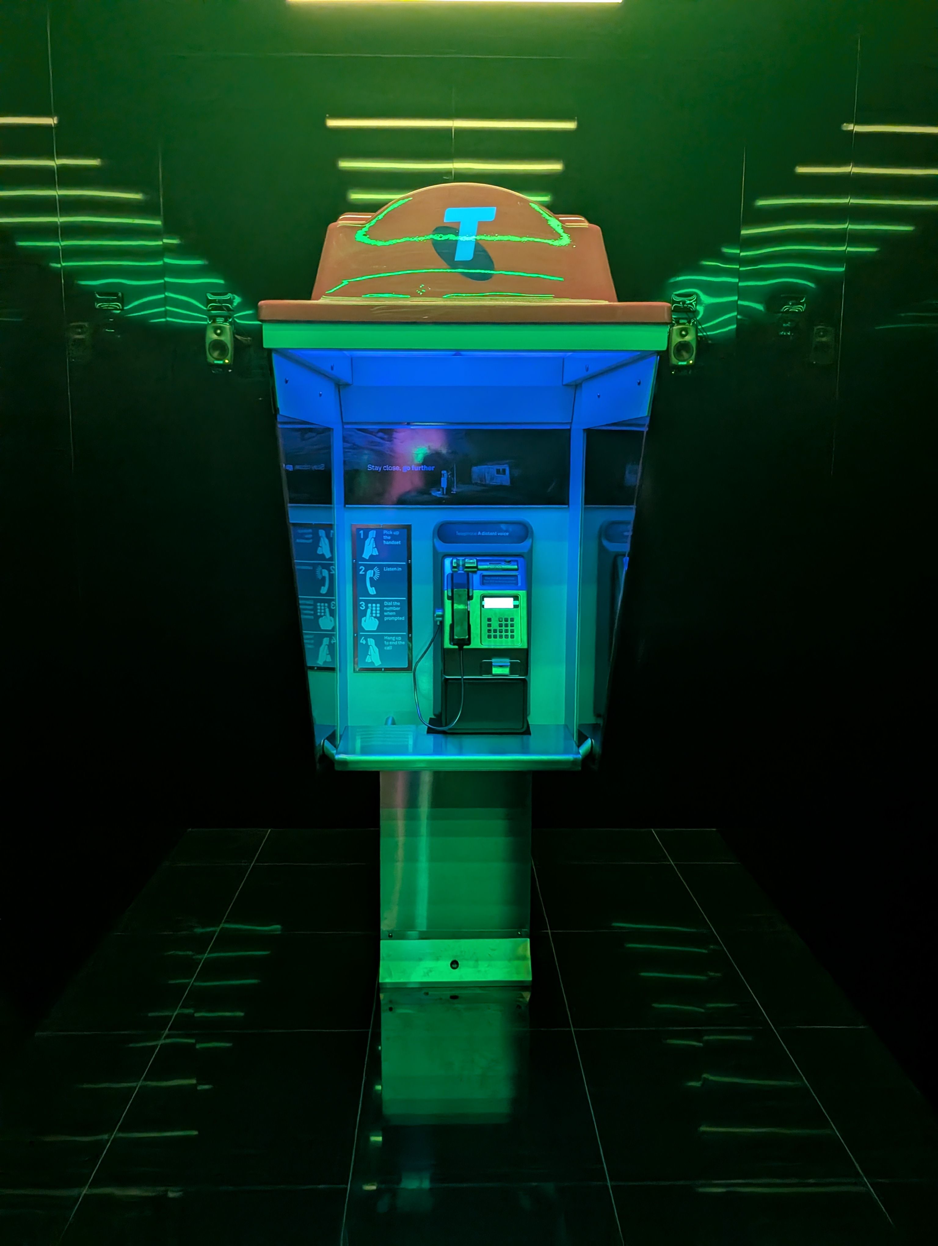 Cover image for Lone Phone