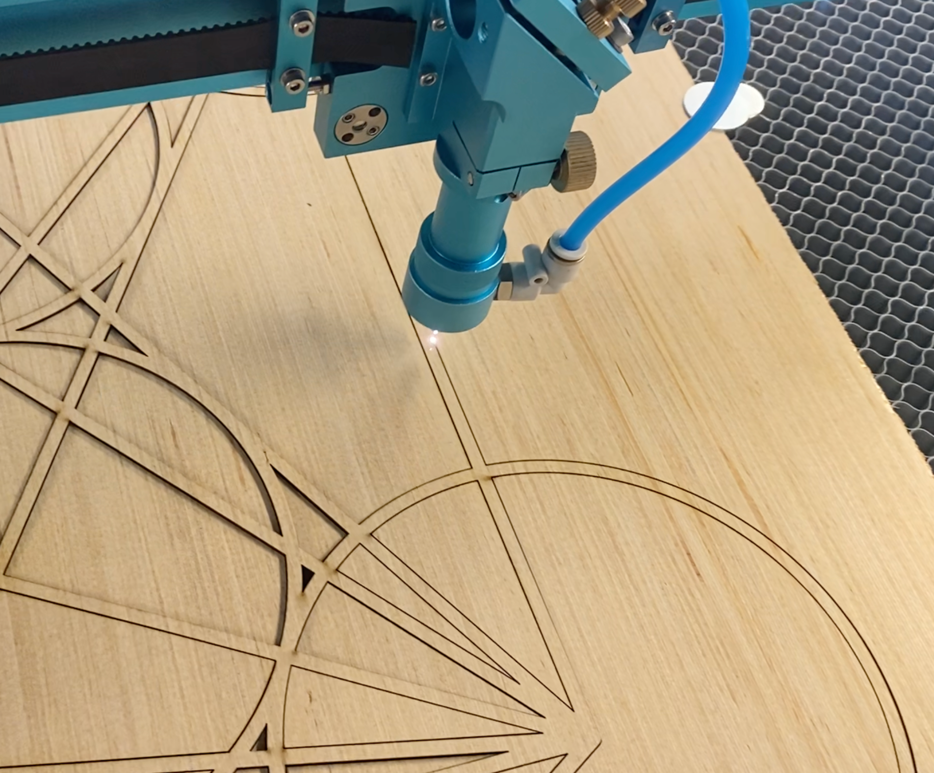 laser-cutting-metatron