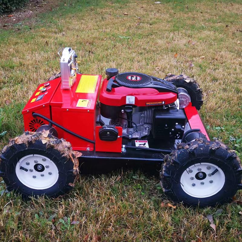 Mulčovacia kosačka 4x4 — Pohľad