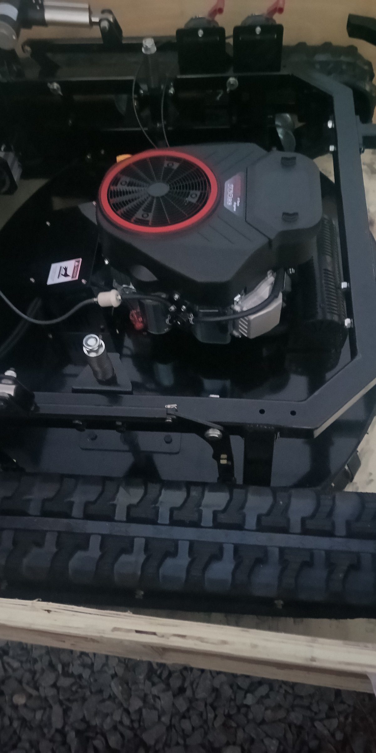 Svahová kosačka – mulčovač — Motor
