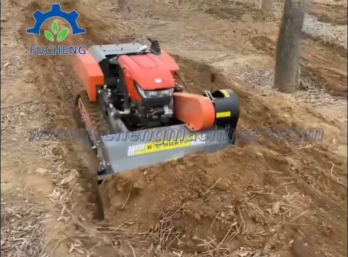 Kombinovaný stroj Kubota — Radlica