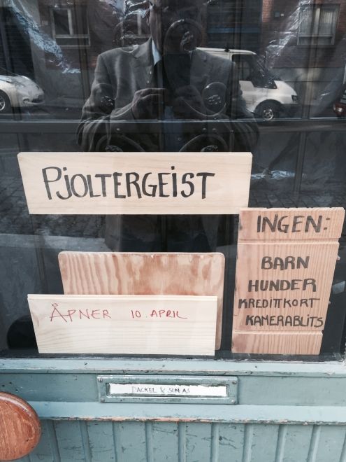 Vinforum anmelder Pjoltergeist