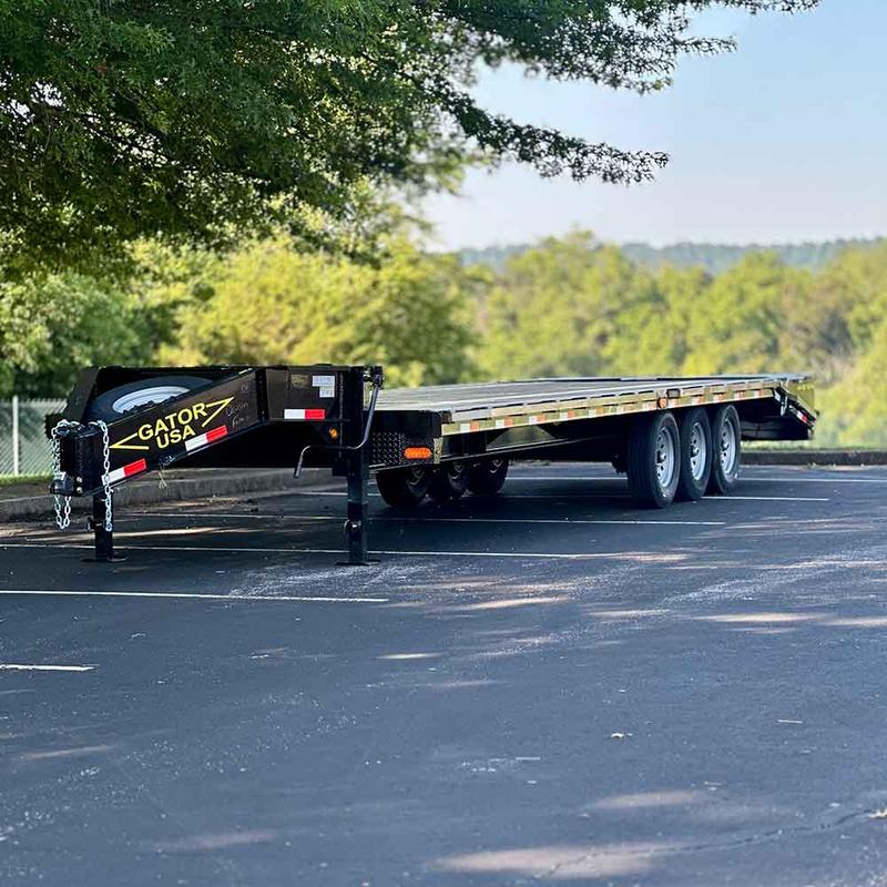 21k Triple Axle Equipment Deckover Trailer