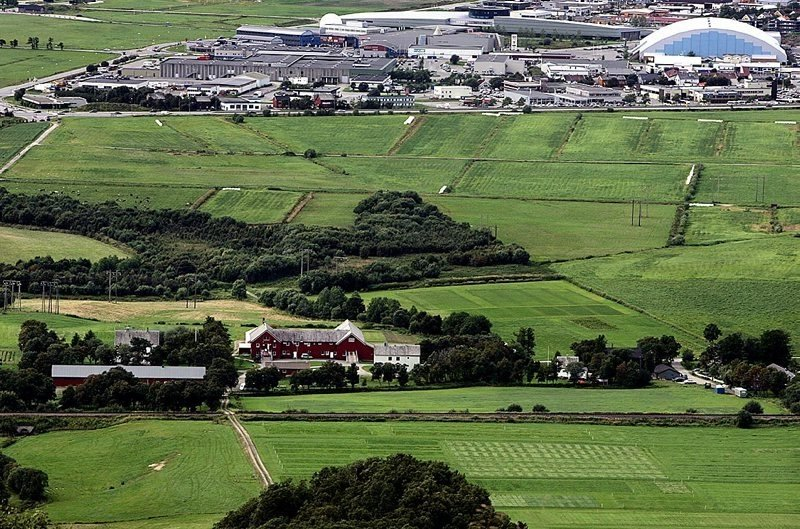 Rønvikjordene skal brukes til matproduksjon