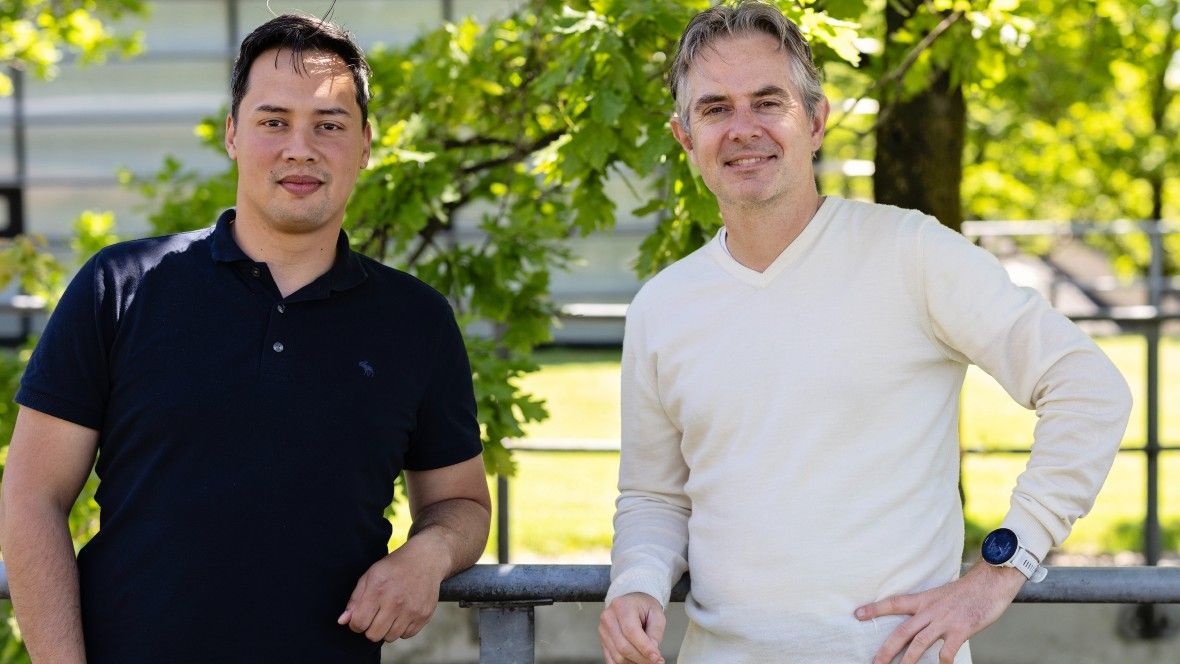 Stefan Brzozowski (r) en Joshua Thiel, respectievelijk Director Head of Commerce en Head of Advertising Analytics bij bol Retail Media